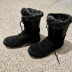 The North Face Nuptse Purna II women winter boots US size 10